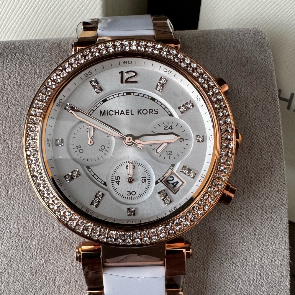 Michael Kors Women's Watch in Rose Gold